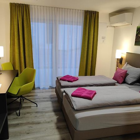 Hotel Gaestehaus Stock Zimmer Wasserfall FDH Kültér fotó